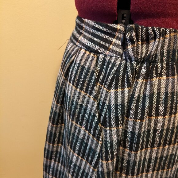 NWT Plaid Wool Pleated Midi Skirt – Size Medium - Picture 12 of 12
